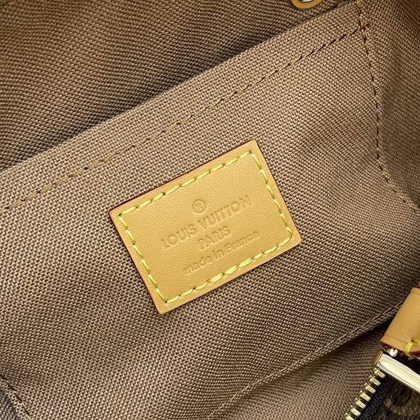 ルイヴィトンバッグ着用イメージ